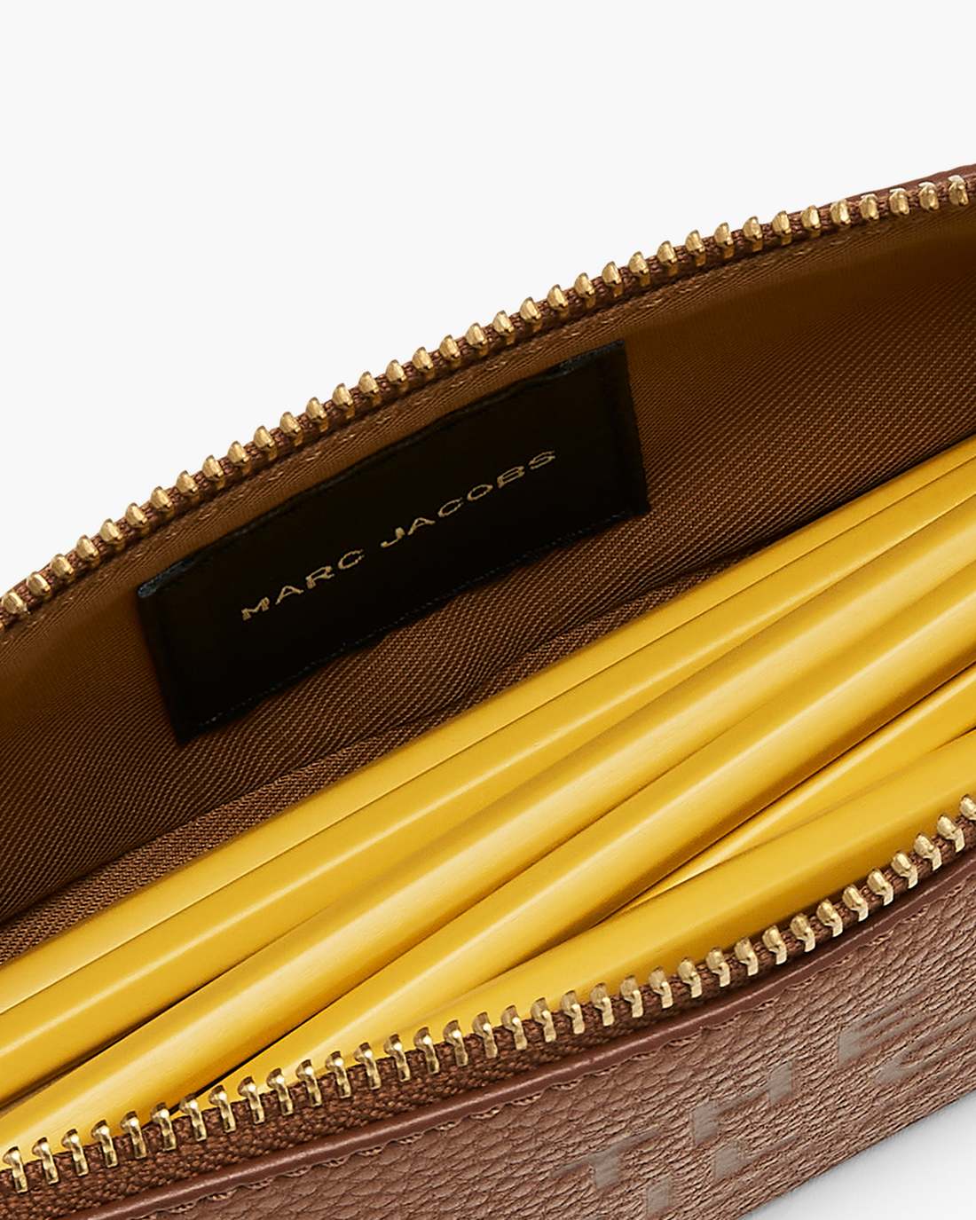 Marc Jacobs The Pencil Case Argan Oil