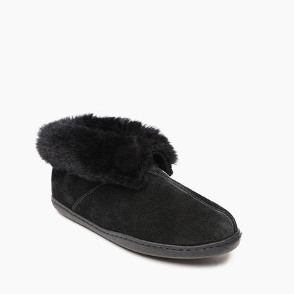 Minnetonka Women's Sheepskin Ankle Boot
