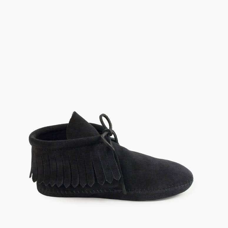 Minnetonka Women's Classic Fringe Softsole Boot