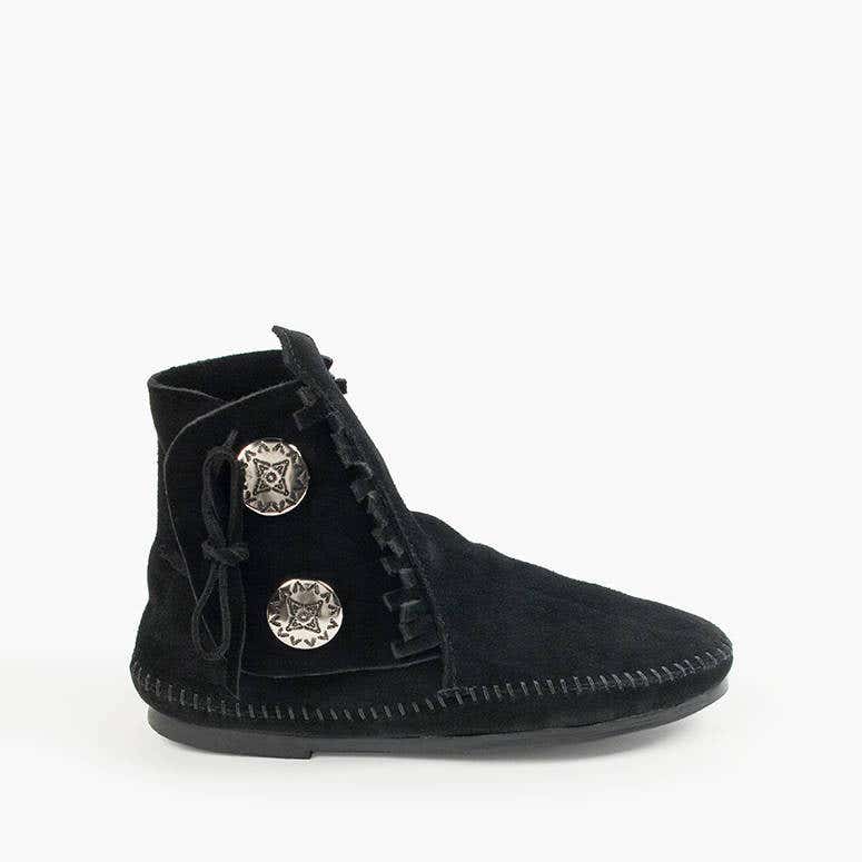 Minnetonka Women's Two Button Hardsole Boot
