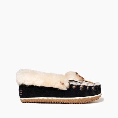 Minnetonka Ultimate Sheepskin Slipper