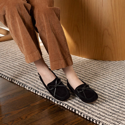 Minnetonka Women's Loafer Moc - Wide Sizes