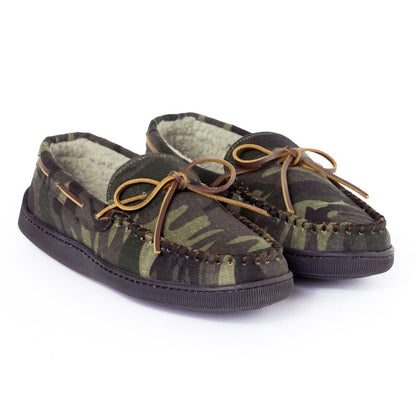Minnetonka Men's Pile Lined Hardsole - Limited Edition