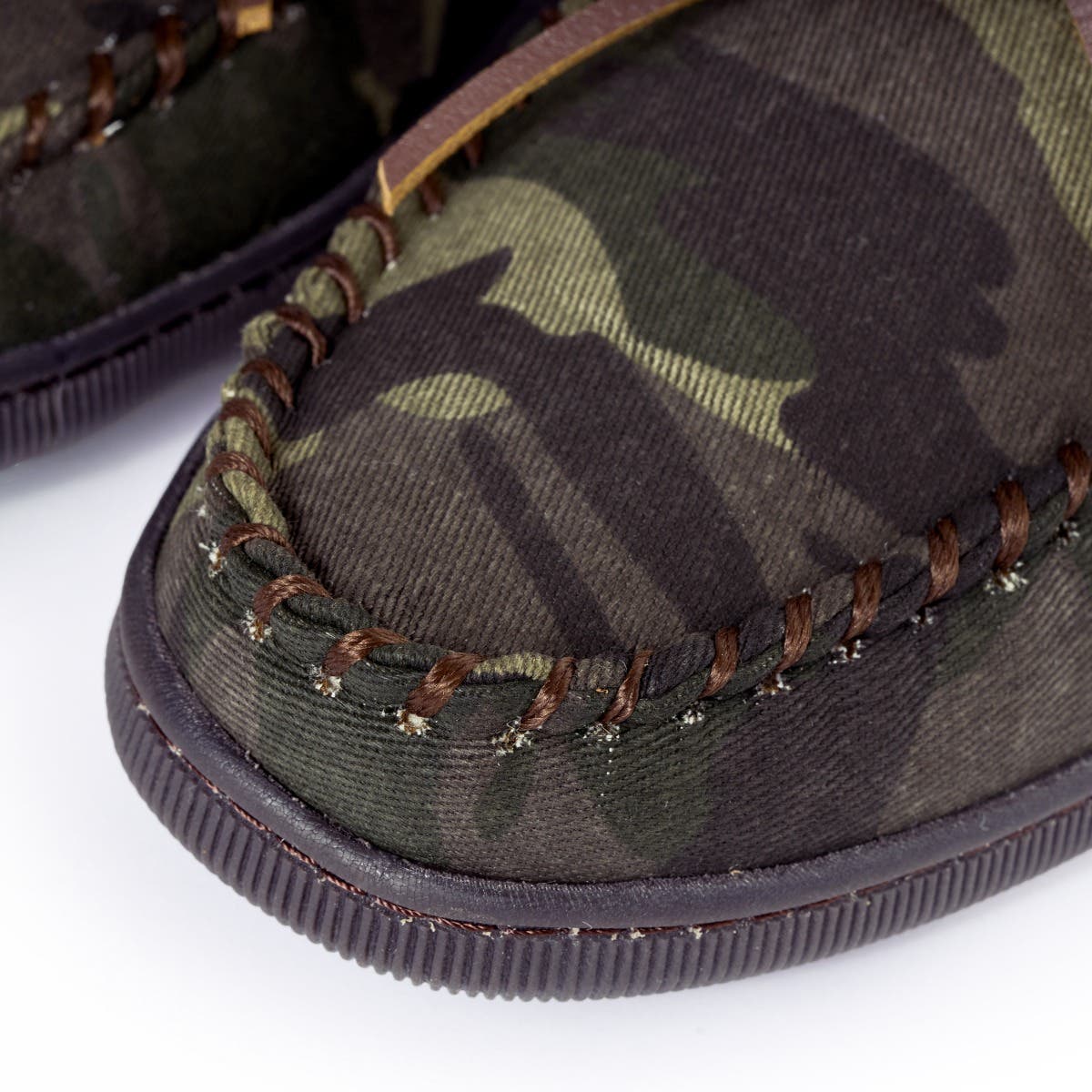 Minnetonka Men's Pile Lined Hardsole - Limited Edition