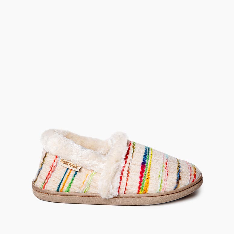 Minnetonka Dina